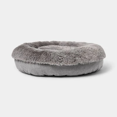 Super Plush Cuddler Round Dog Bed - Gray - Boots & Barkley™ 3 Super Plush Cuddler Round Dog Bed - Gray - Boots & Barkley™ - Image 3