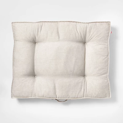 Traditional Pillow Dog Bed - XL - Boots & Barkley™ 1 Traditional Pillow Dog Bed - XL - Boots & Barkley™