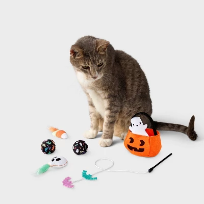 Pumpkin Pail Cat Ball Plush Toy Set - 6pk - Boots & Barkley™ 1 Pumpkin Pail Cat Ball Plush Toy Set - 6pk - Boots & Barkley™
