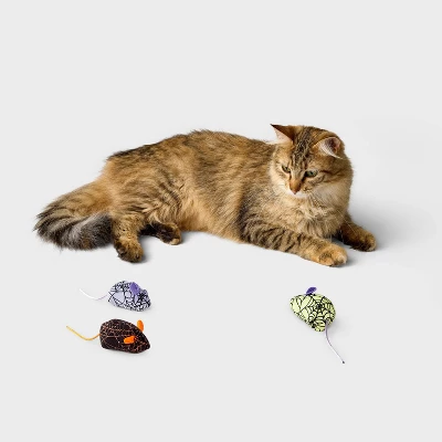 Skitter Mice Cat Plush Toy Set - 3pk - Boots & Barkley™ 1 Skitter Mice Cat Plush Toy Set - 3pk - Boots & Barkley™