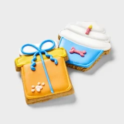 Hand Decorated Birthday Cinnamon Flavor Crunchy Dog Treats - Boots & Barkley™ 4.2oz/2pk